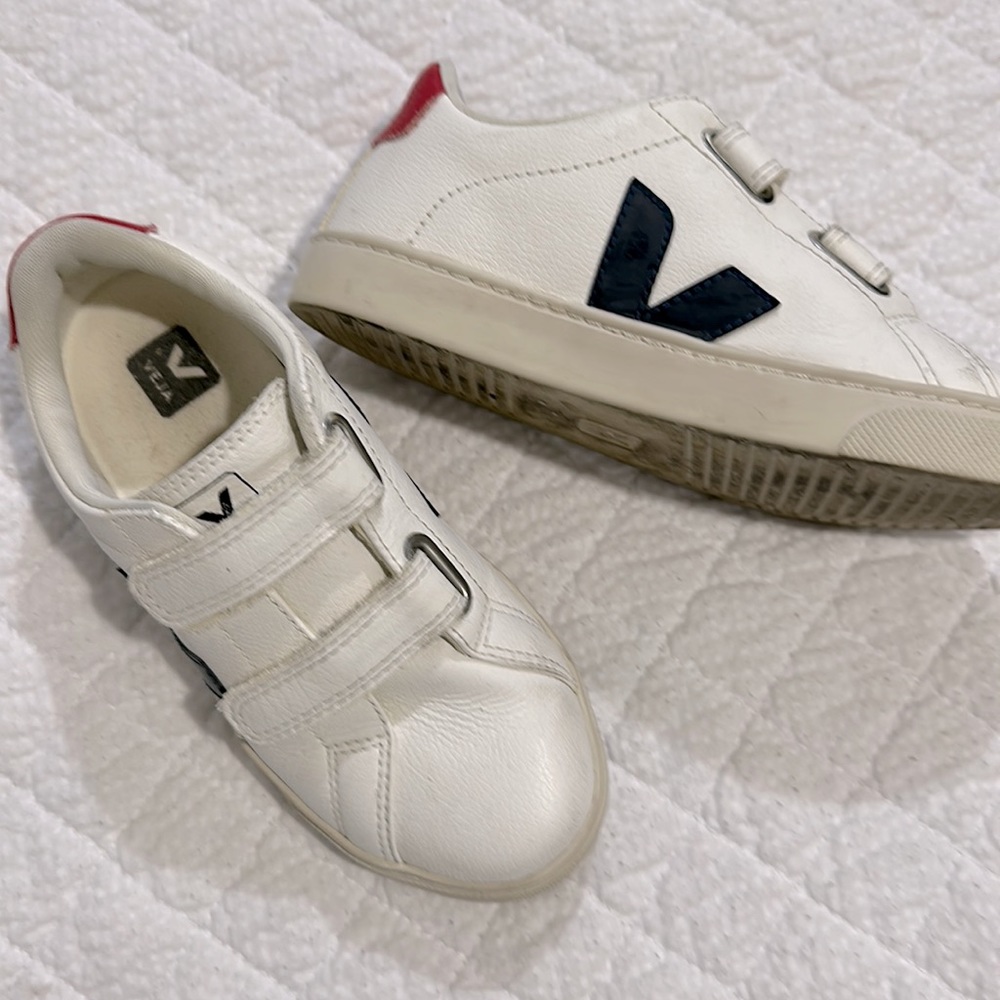 Velcro sneakers